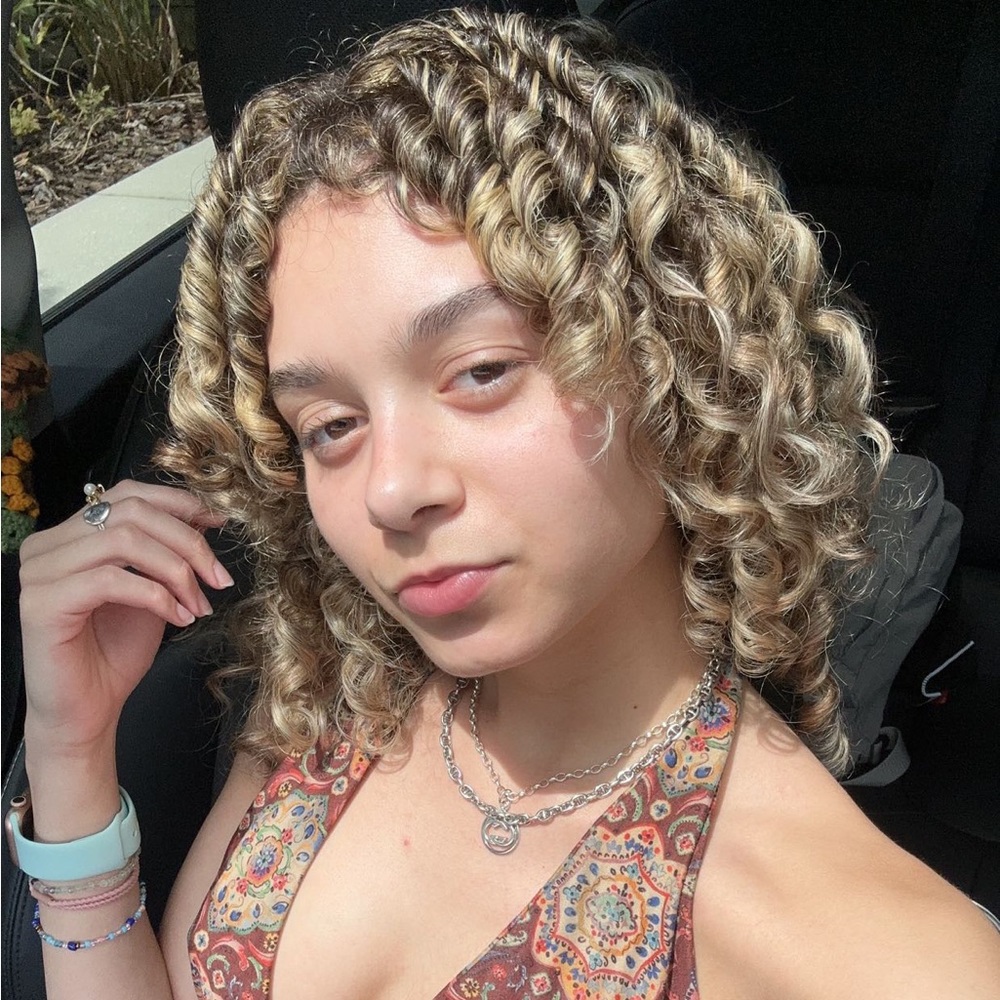 Meet your Posher, Alexa